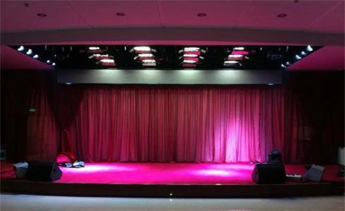 校園晚會(huì)舞臺(tái)幕布的重復(fù)使用